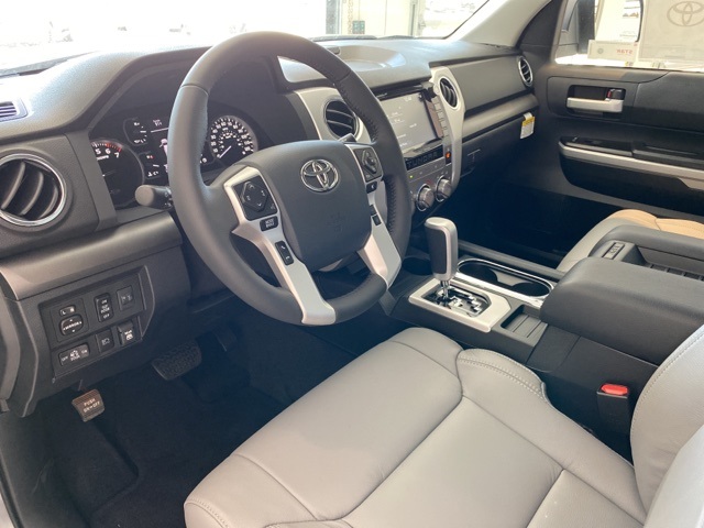 New 2020 Toyota Tundra SR5 4D CrewMax in Killeen #A2563 | Toyota of Killeen